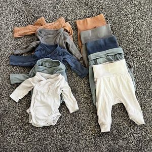 H&M newborn 5 bodysuits and 5 pants